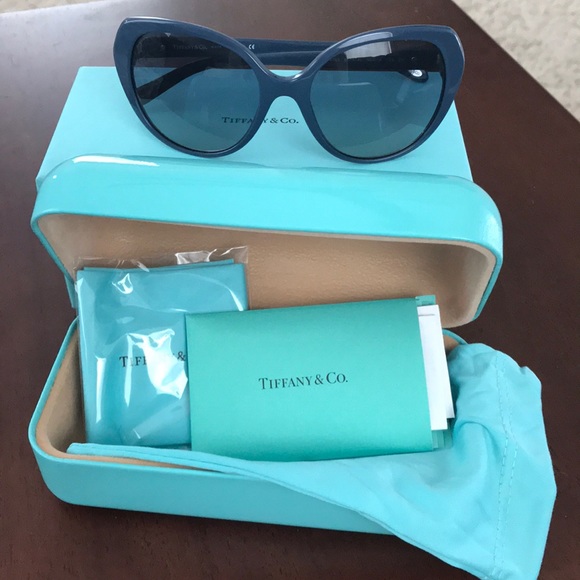 Tiffany & Co. Accessories - Tiffany & Co Enameled Hearts Cat-eye Sunglasses